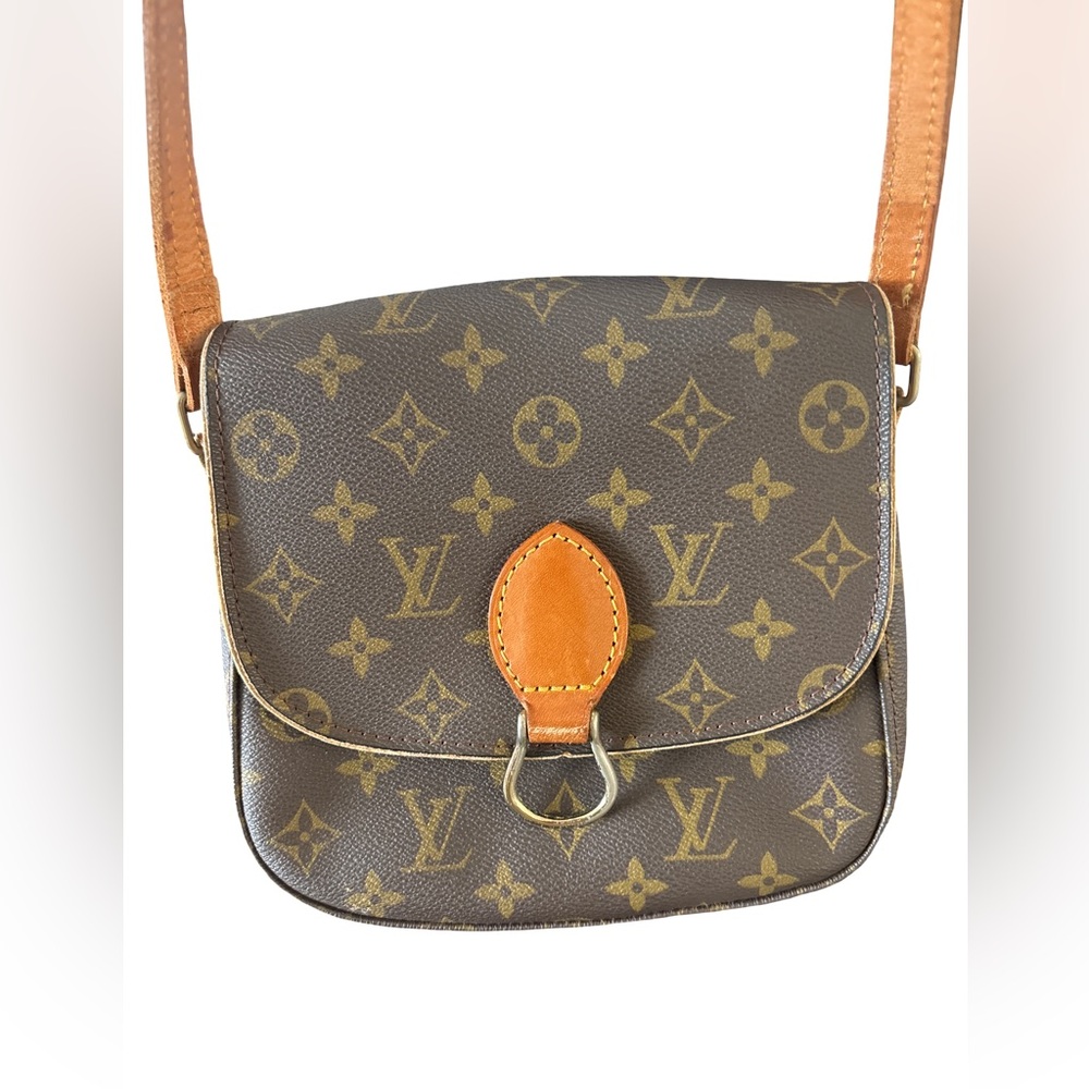 Sold‼️Louis Vuitton Saint Cloud (Monogram)